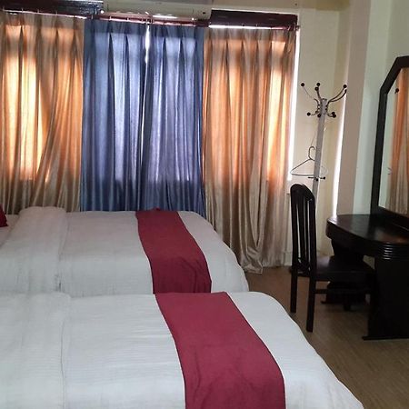 Hotel Everest Mount Holiday Katmandou Extérieur photo